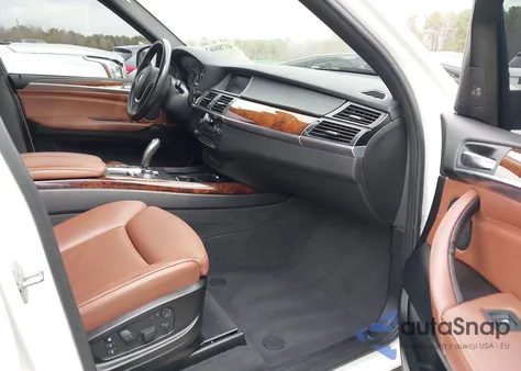 2012 BMW X5 xDrive35D from USA, damaged, VIN 5UXZW0C55CL671789